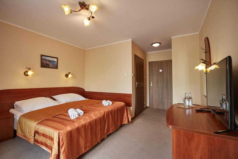 Hotel Melodia *** Buk  Екстериор снимка